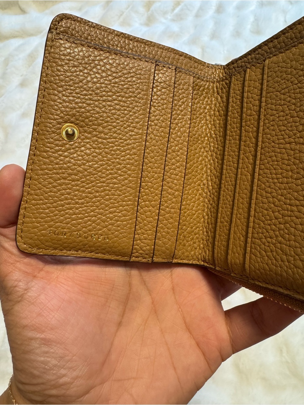 Tan Pebbled Leather Zip Wallet with Logo Accent! BRAND NEW AND FREE GWP 😍😍 - Picture 10 of 16